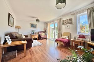 Living Room- click for photo gallery